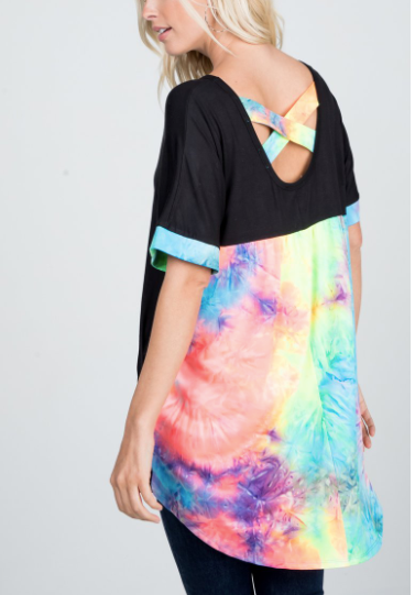 - SHORT SLEEVE ROUND NECK SOLID AND MULTI COLOR TIE DYE PRINT CONTRAST TOP WITH CRISSCROSS BACK AND SIDE POCKET DETAIL st1245