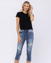 Load image into Gallery viewer, C22 Judy Blues MID-RISE SKINNY HEAVY SANDING DESTROYED CAPRI  RISE: 9.75&quot; INSEAM: 20 82269