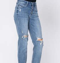 Load image into Gallery viewer, 536 Judy Blues  HI-RISE BUTTON FLY DESTROYED BOYFRIENDRISE: 10.5&quot; INSEAM: 26.5 CUFFED / 29&quot; UNCUFFED