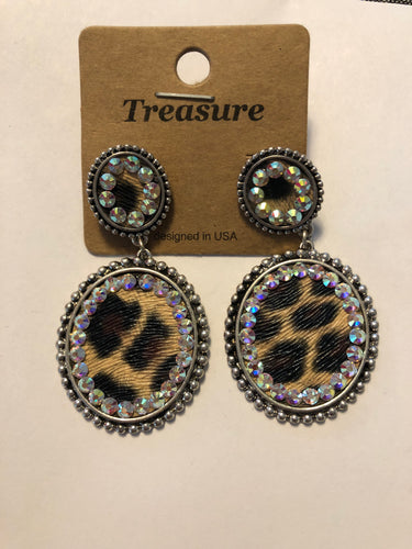 Cheetah dangle earrings with bling