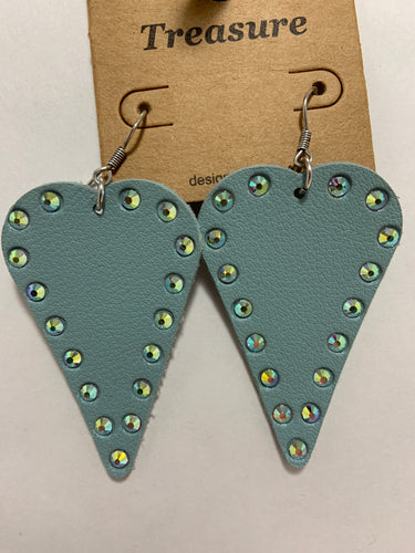 Dove gray heart shaped earrings leather