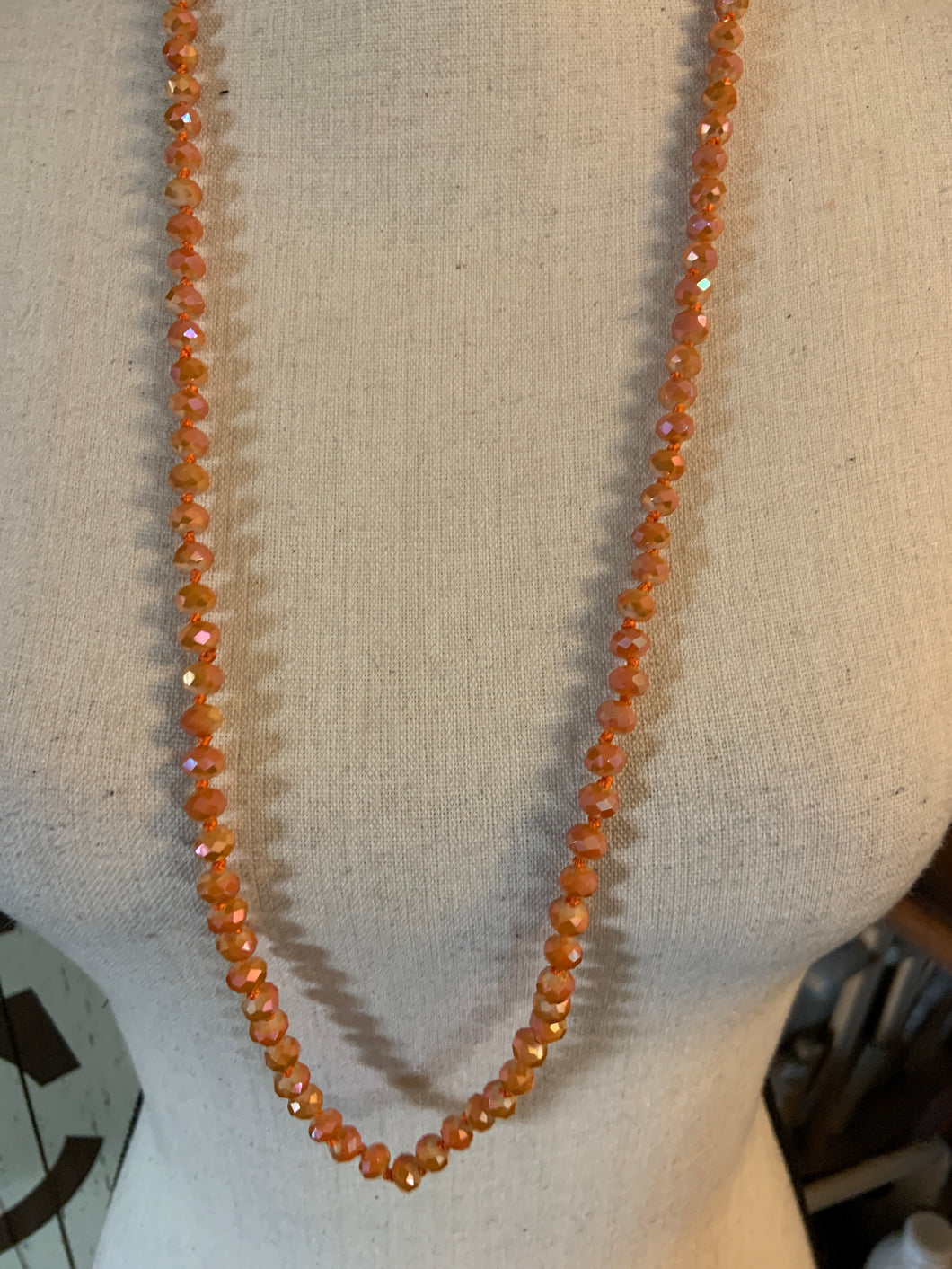 Shorty beads oranges hombre