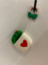 Load image into Gallery viewer, AirPod Case cactus