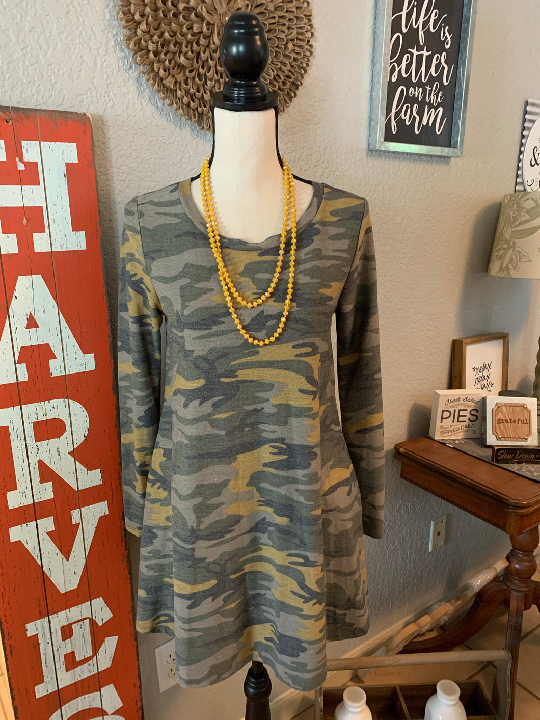 Top Camo tunic with pockets