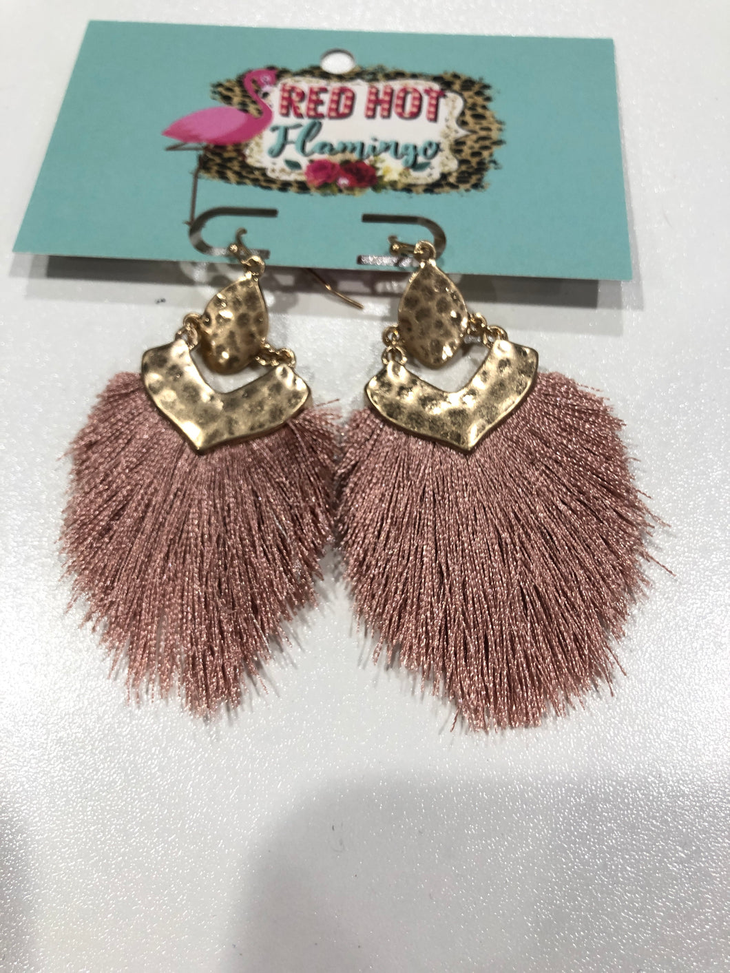 Mauve tassel earrings