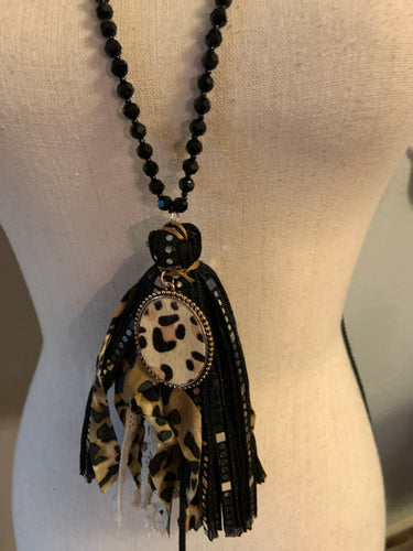 Cheetah tassel black beads