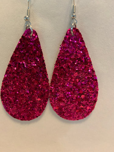 Teardrop glitter earrings