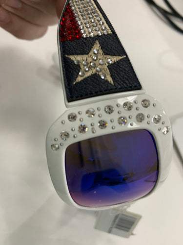 Montana with Sunglass 12