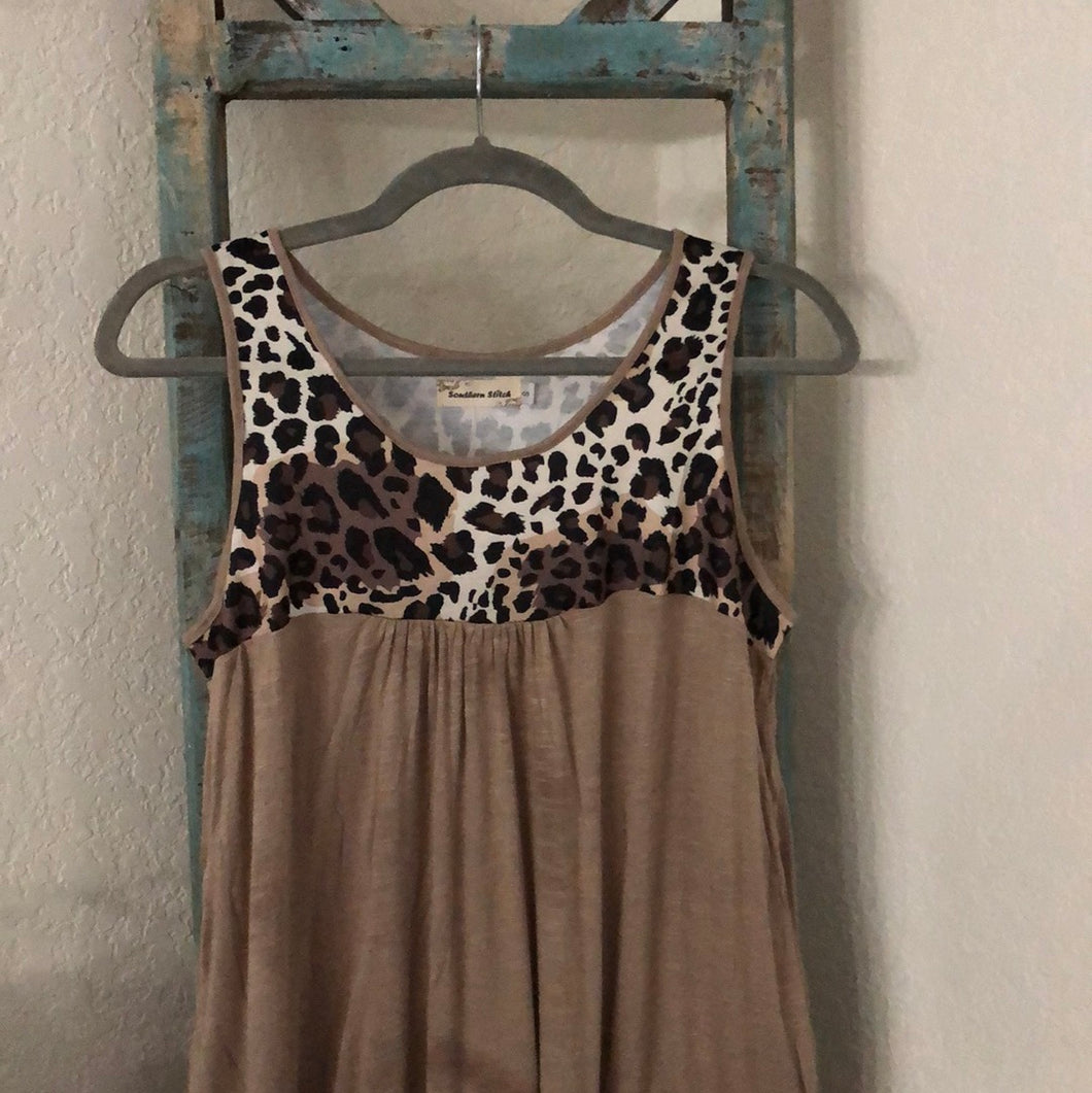 320. Leopard flow tank