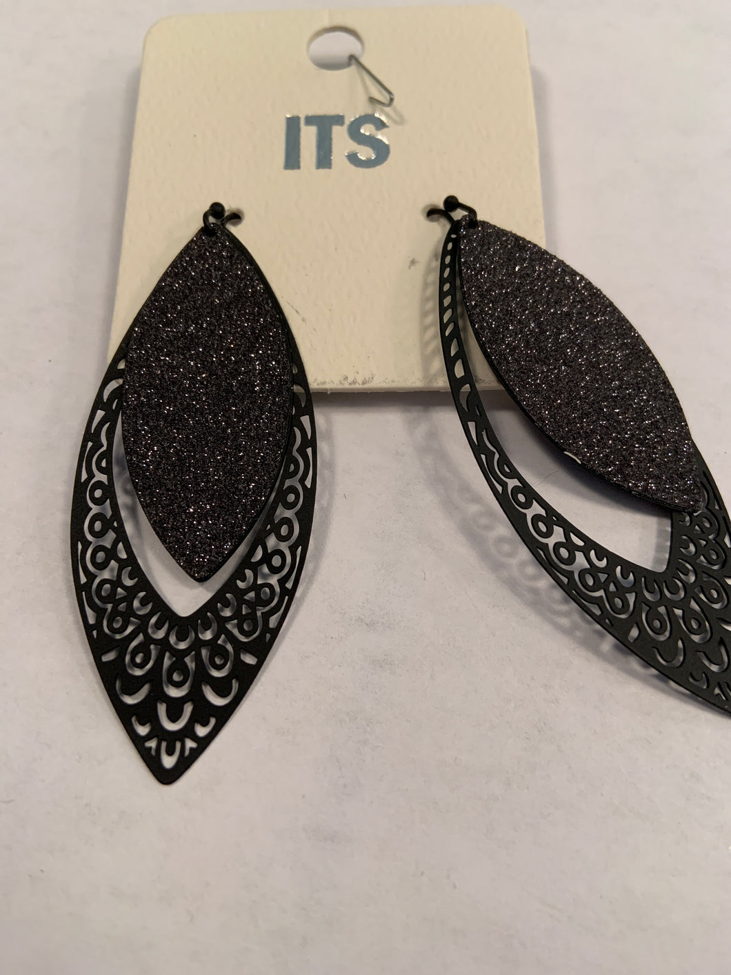 Earrings 485