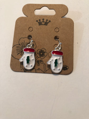 Earrings mittens