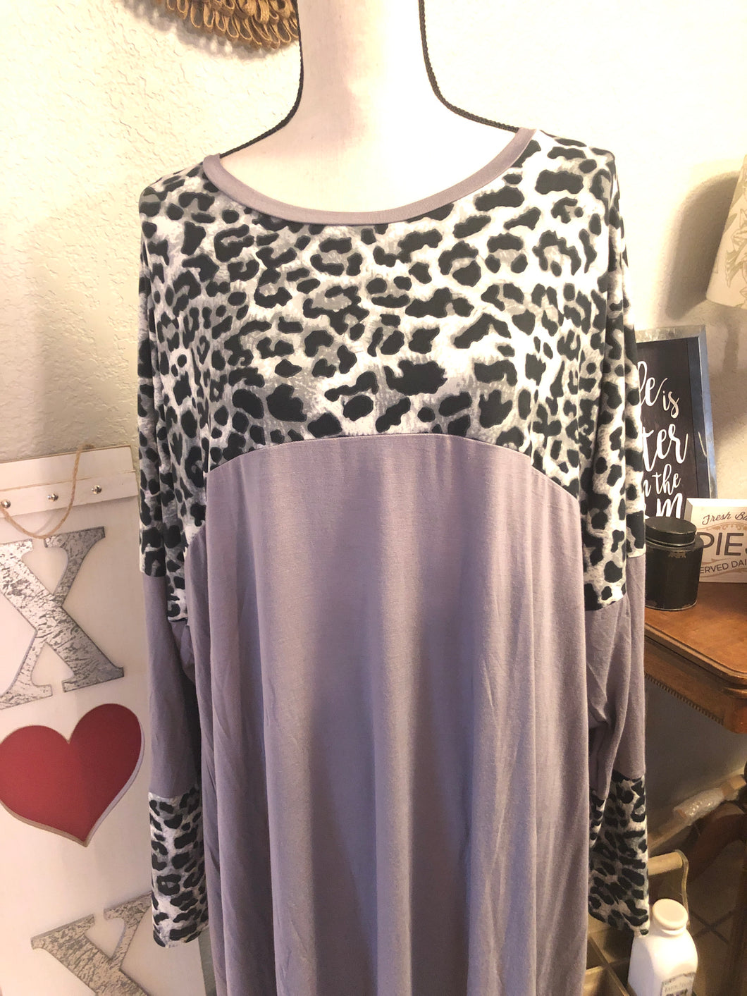 Dress grey snow cheetah