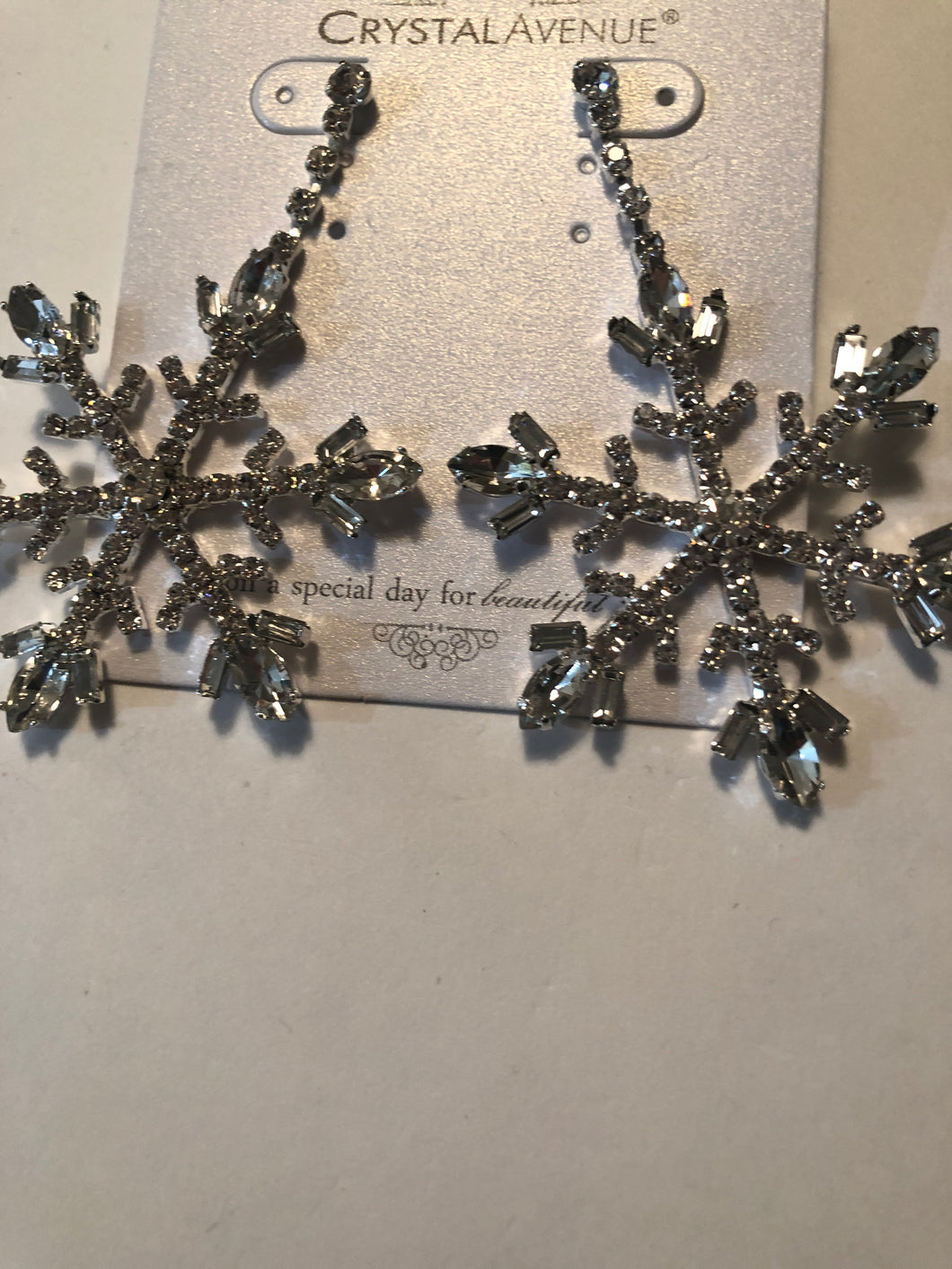 Earrings crystal snowflake