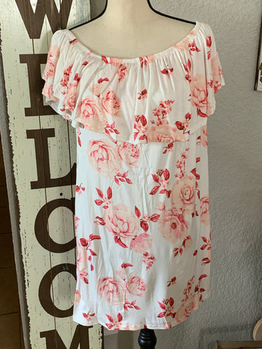 On /off shoulder floral dress👗