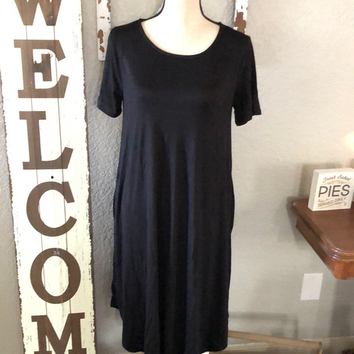 Midi t dress with pockets