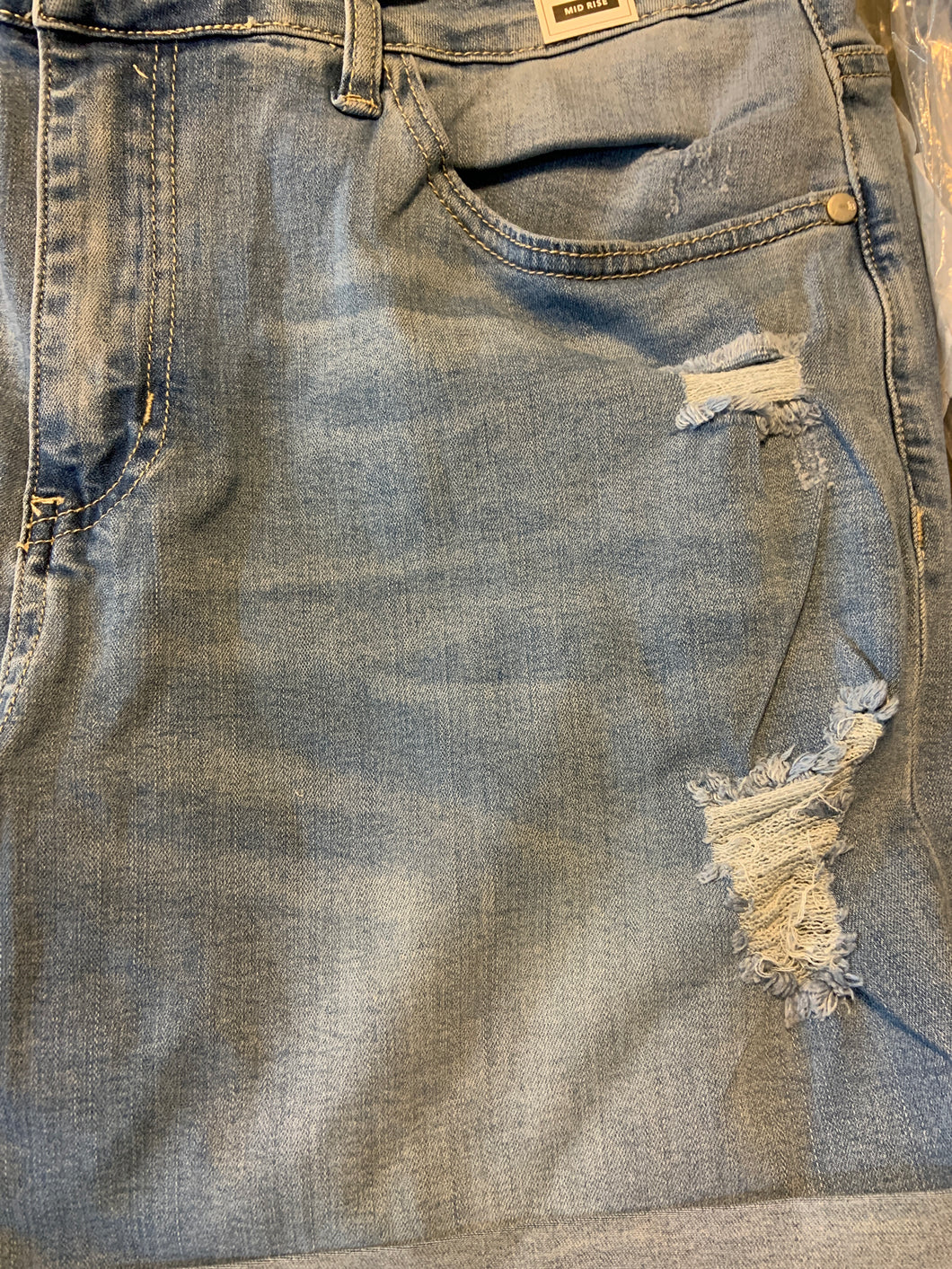 Judy blues light Distressed