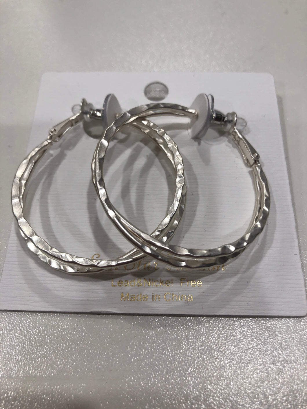 Earrings hoops