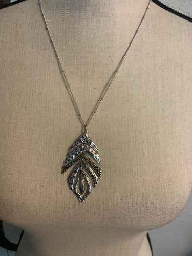 Hammered metal necklace