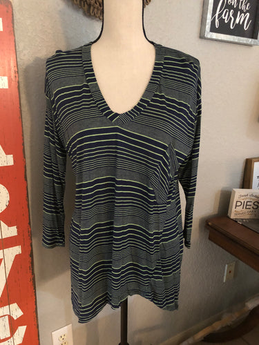 Top slouchy pocket lime and navy