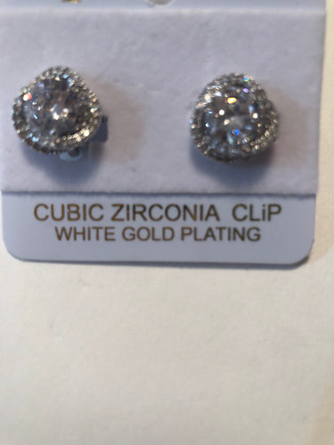 Earrings clip on dainty 111