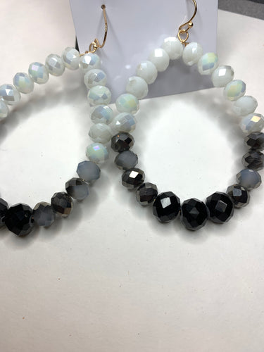White/black ombré beaded earrings
