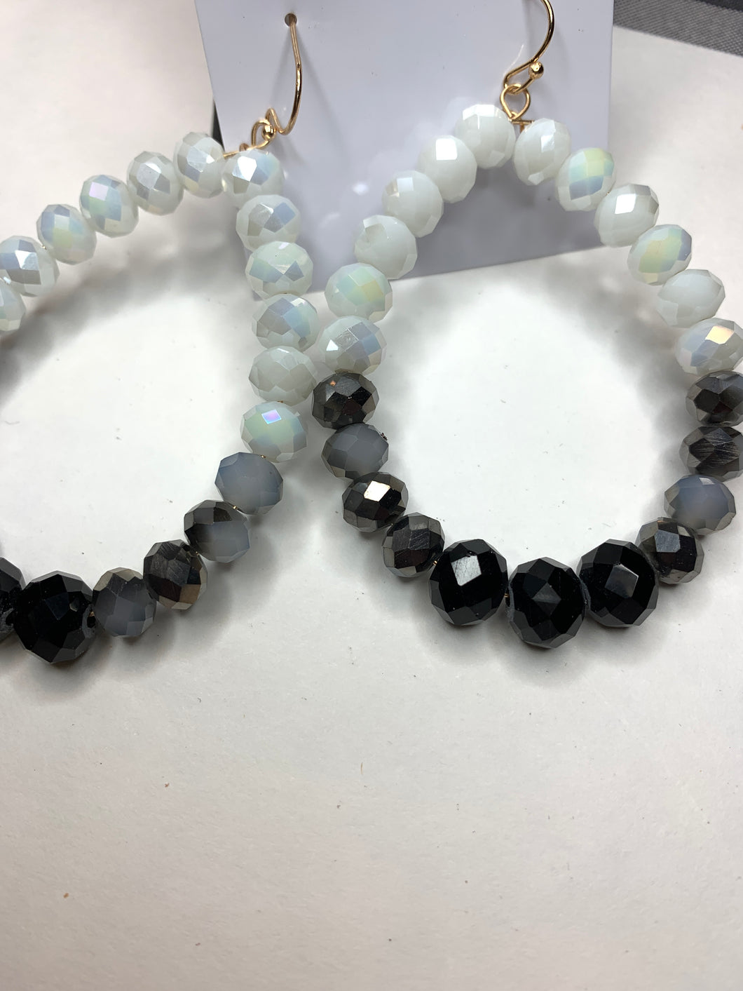 White/black ombré beaded earrings