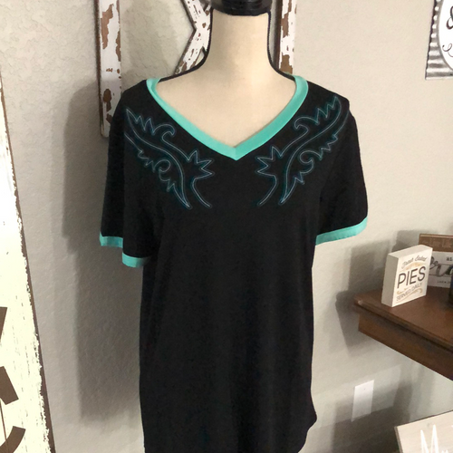 232 Crazy train stage coach v neck top