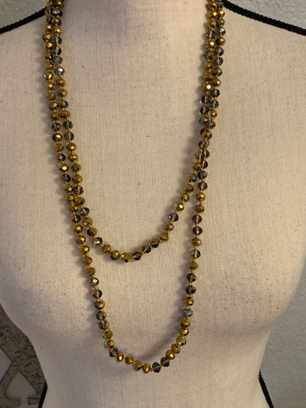 Gold ombré beads 678