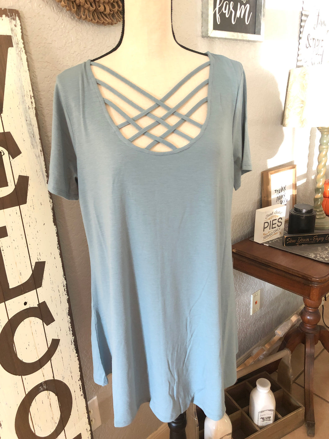 Top blue/grey crisscross front