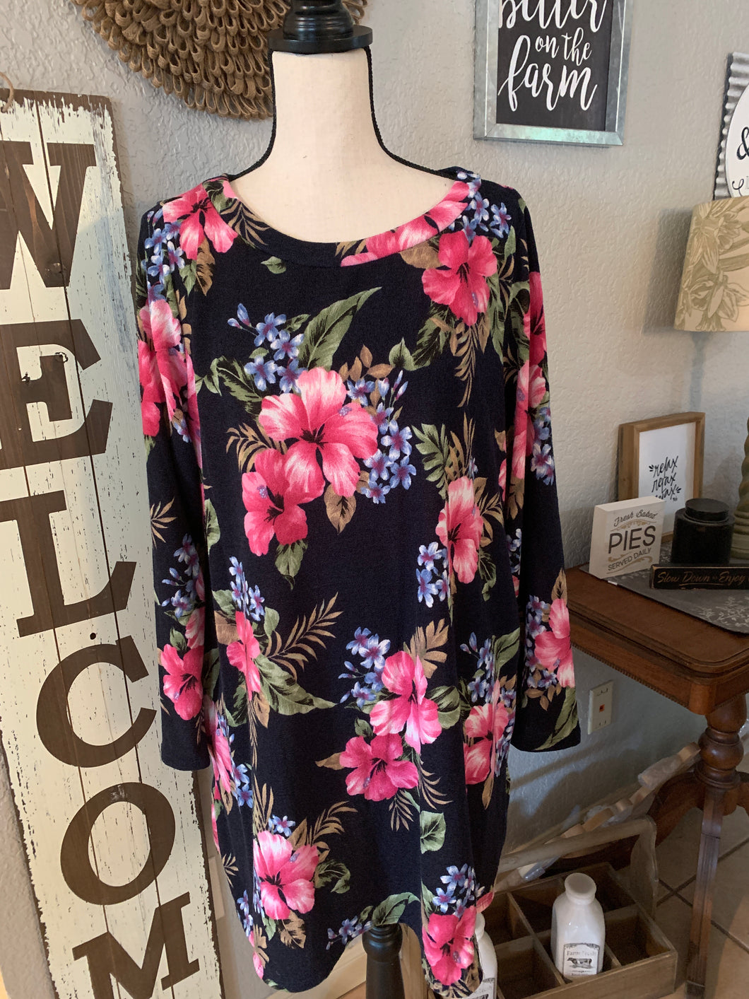 Dress navy background sweater