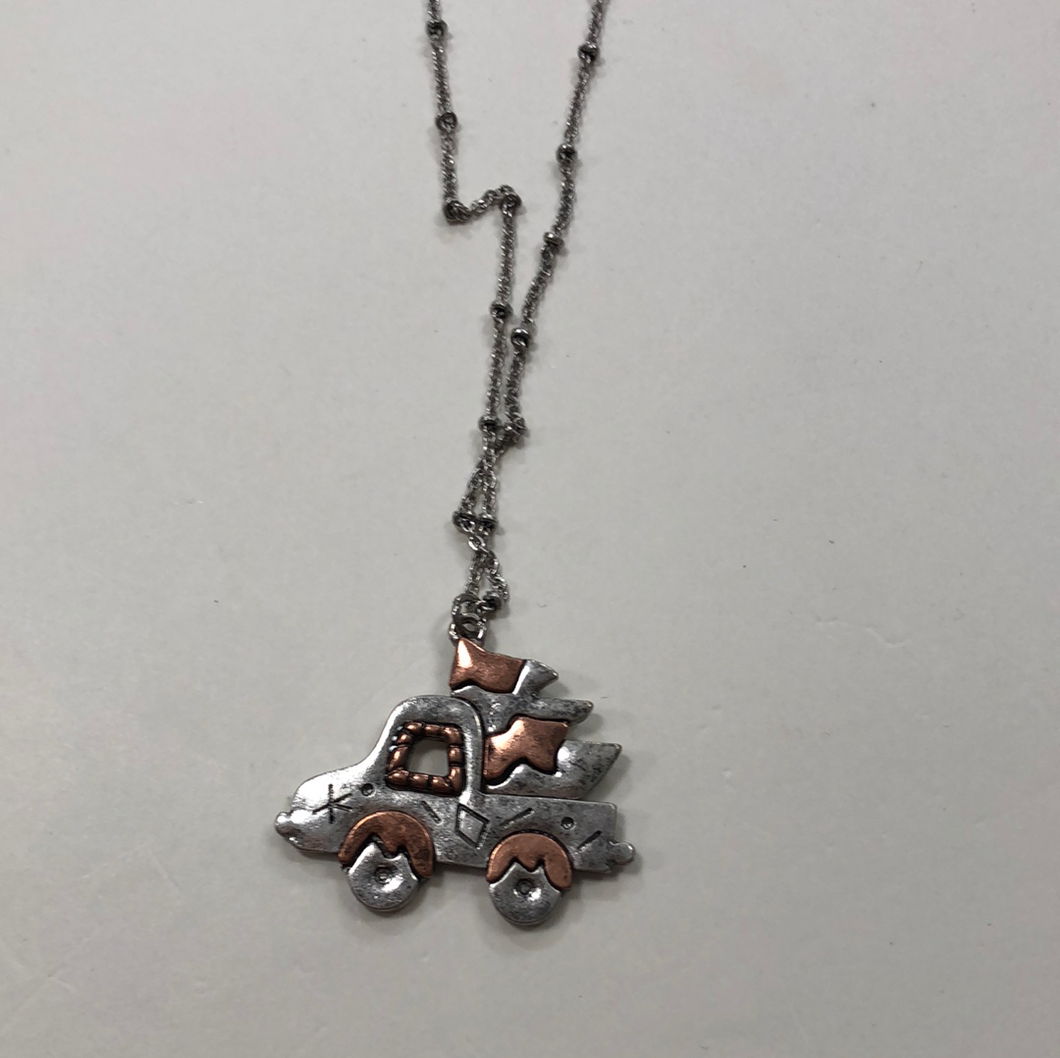 Truck necklace set
