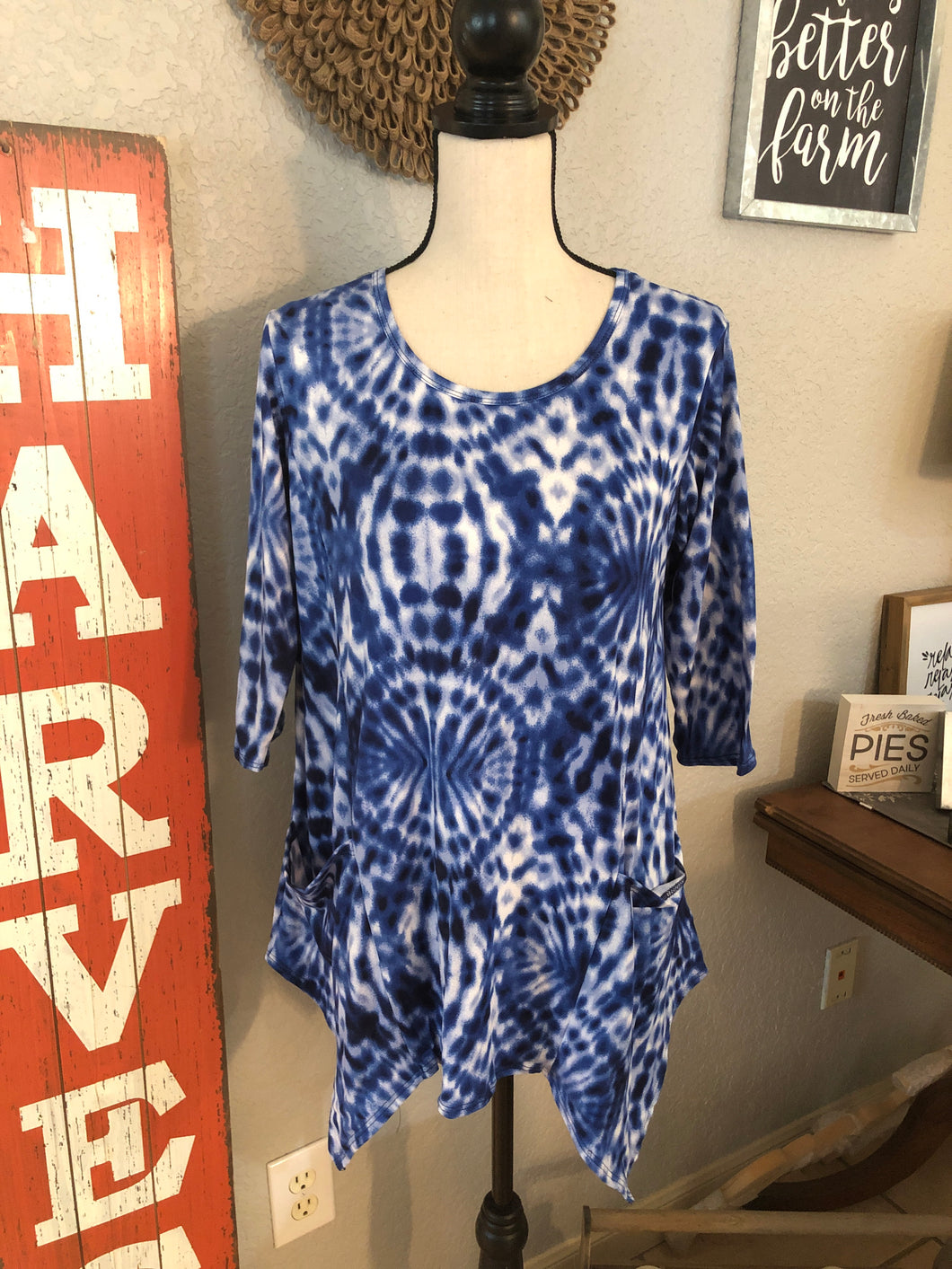 Top tie dye 3/4 sleeves leggings material