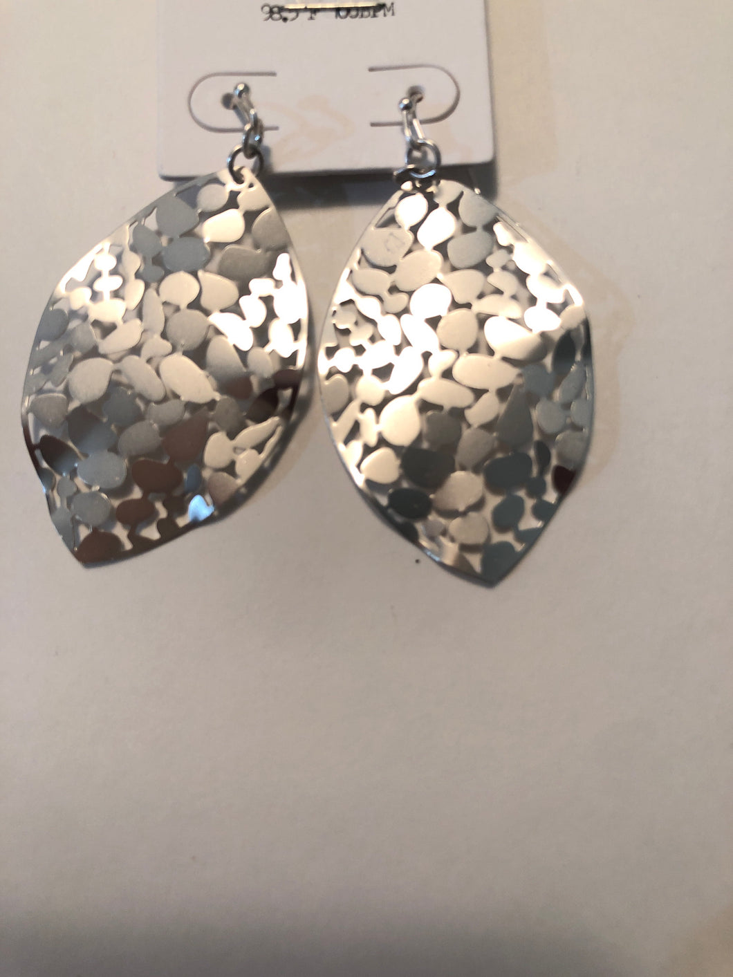 Earrings silver tone