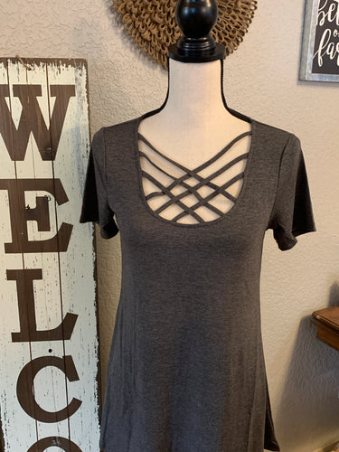 Top crisscross heathered gray