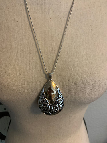 j02 Necklace braided cord large teardrop medallion