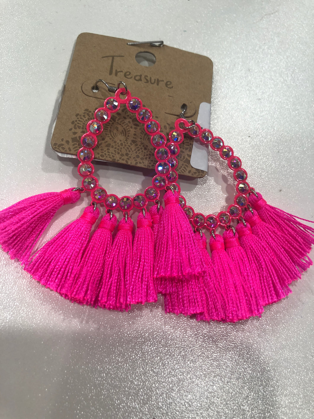 Earrings tassel