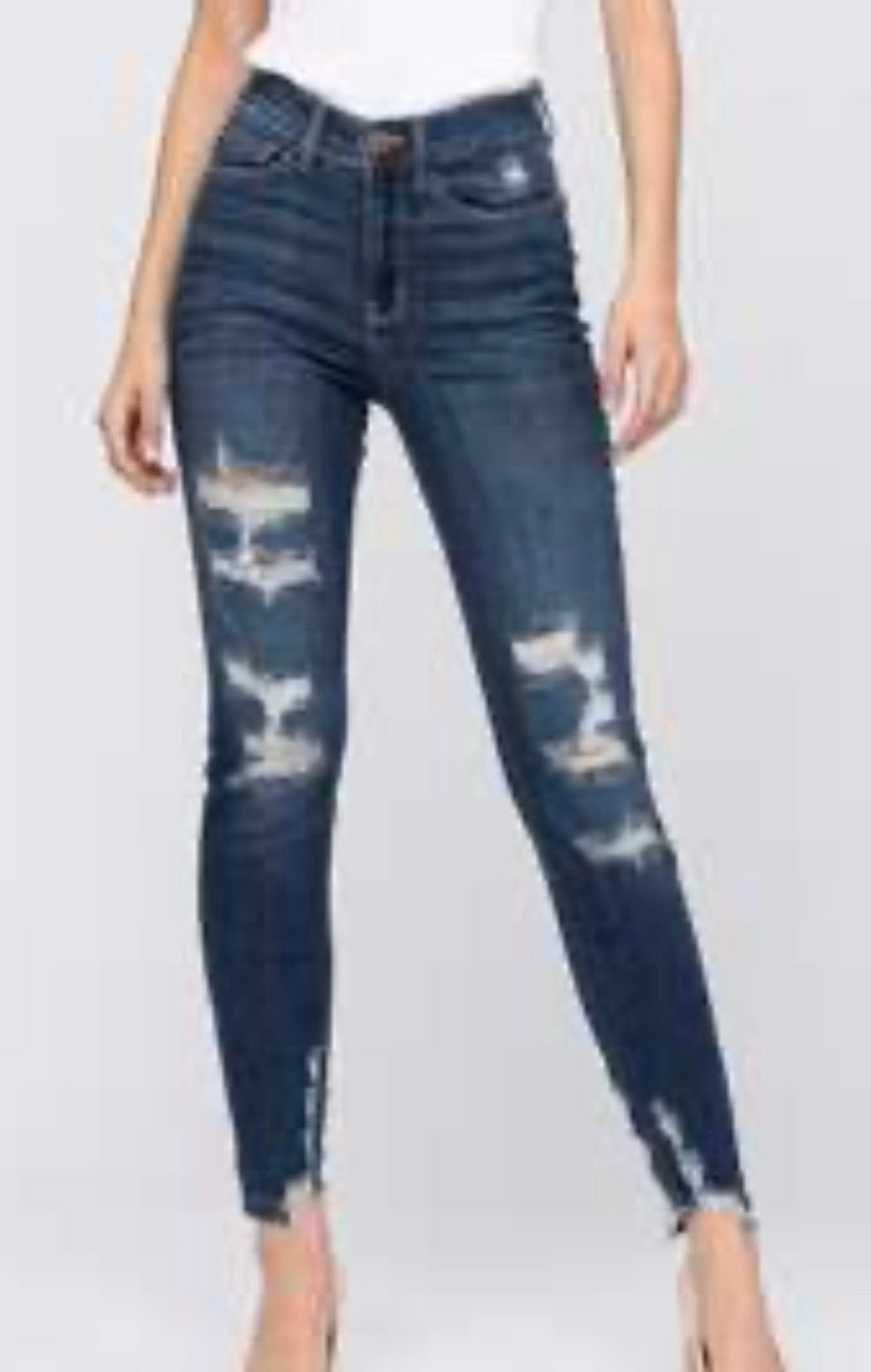C03 Skinny Judy Blues distressed hi rise