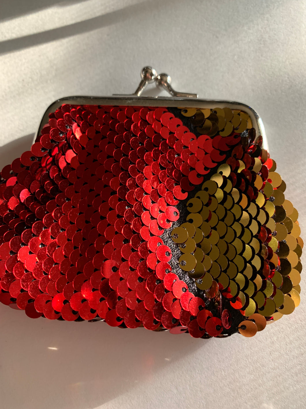 Coin purse red/gold