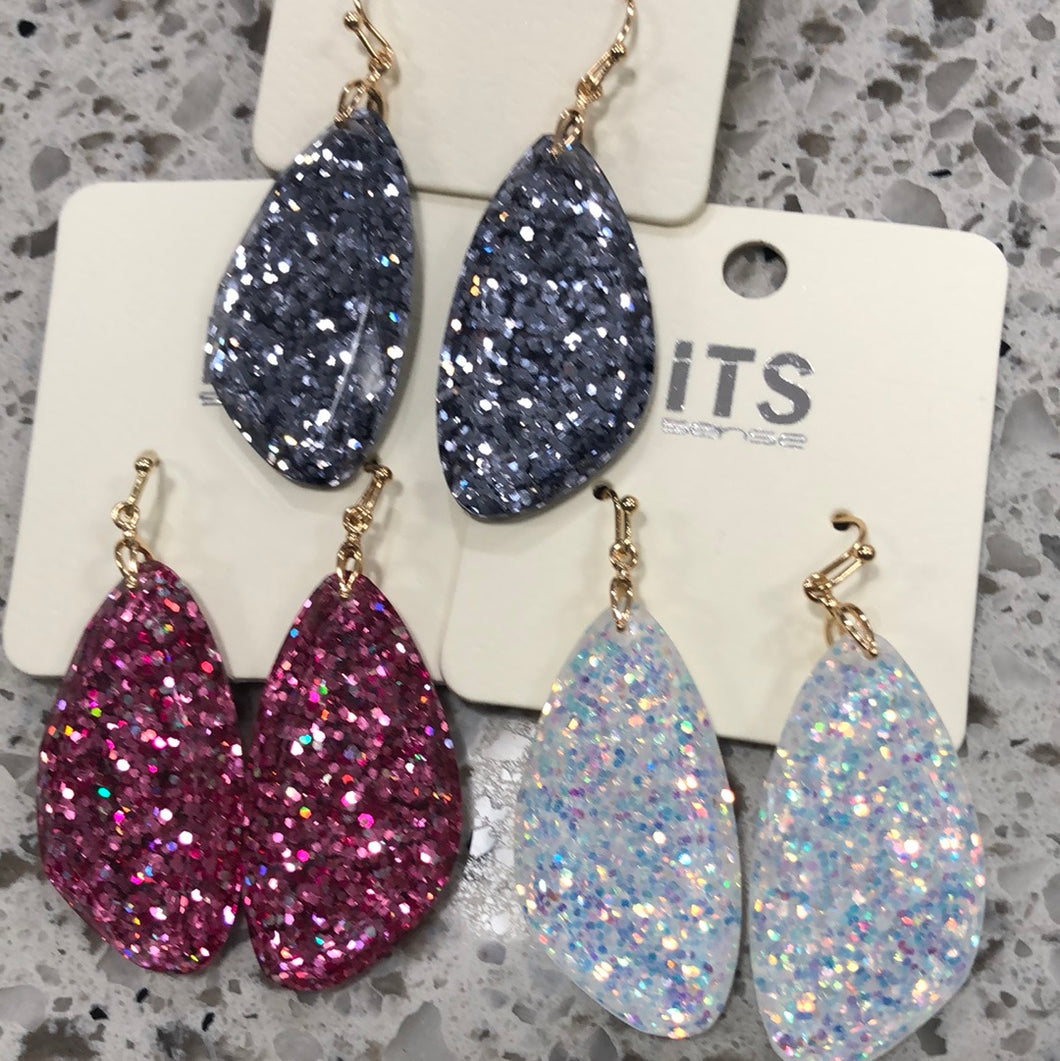 Sparkling acrylic earrings