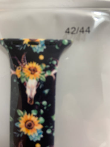Bull sculls yellow flower Apple Watch band 38