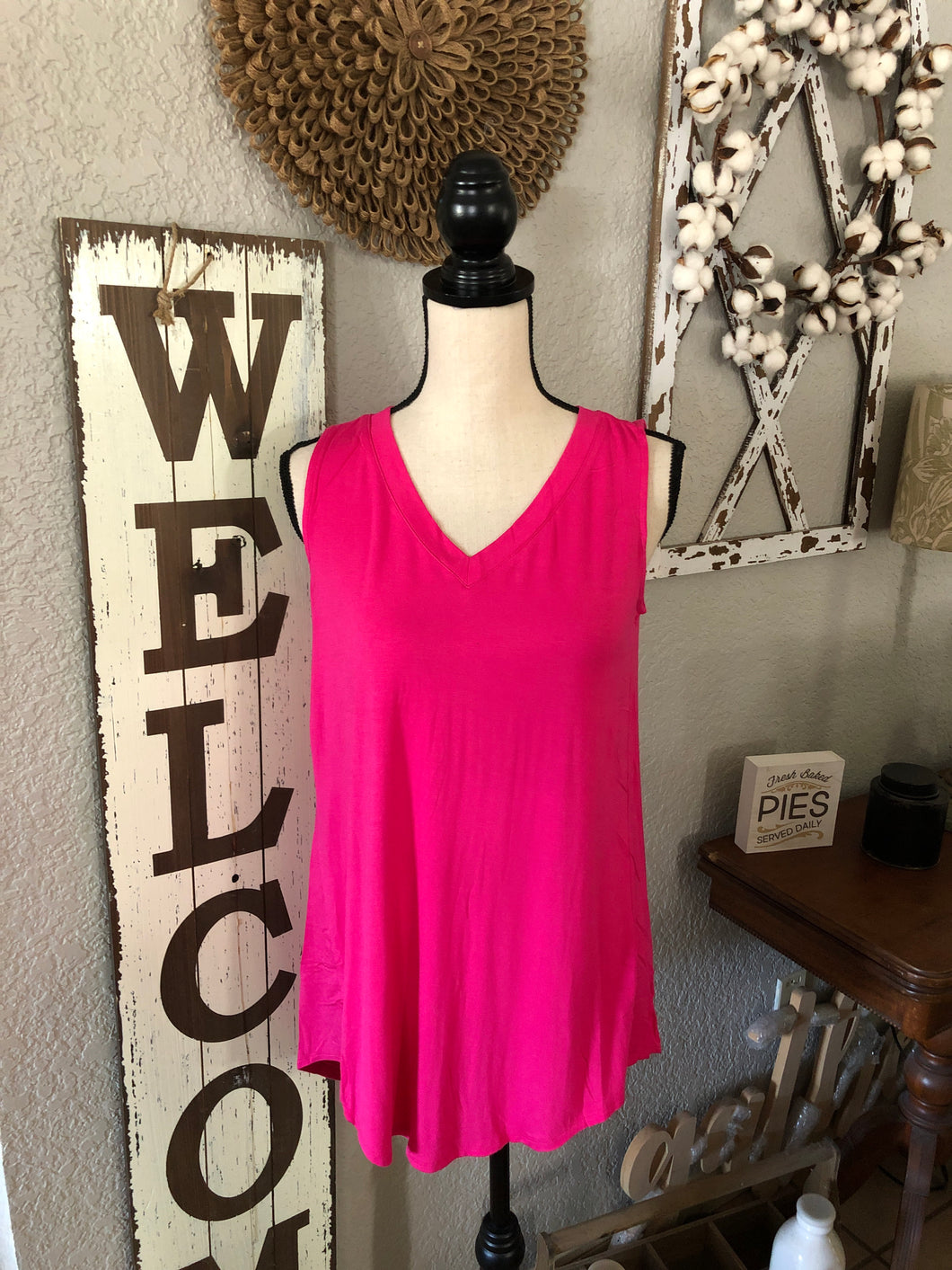 Hot pink perfect tank
