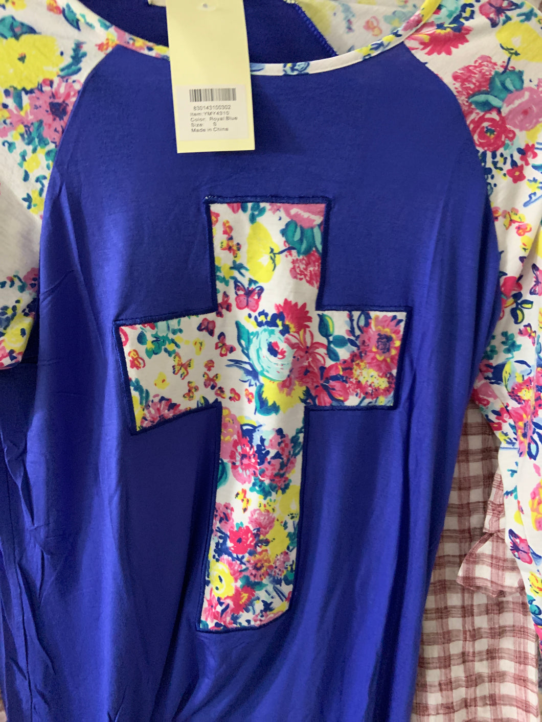 Southern stitch cross floral top