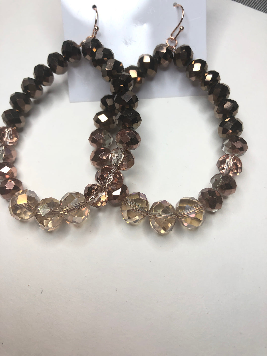 Brown/rose ombré beaded earrings