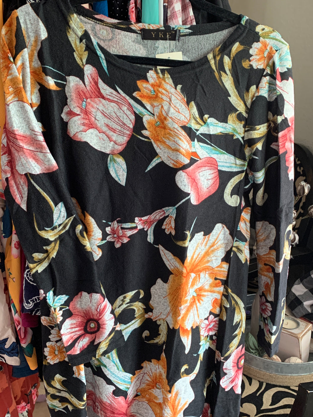Free Sz floral top