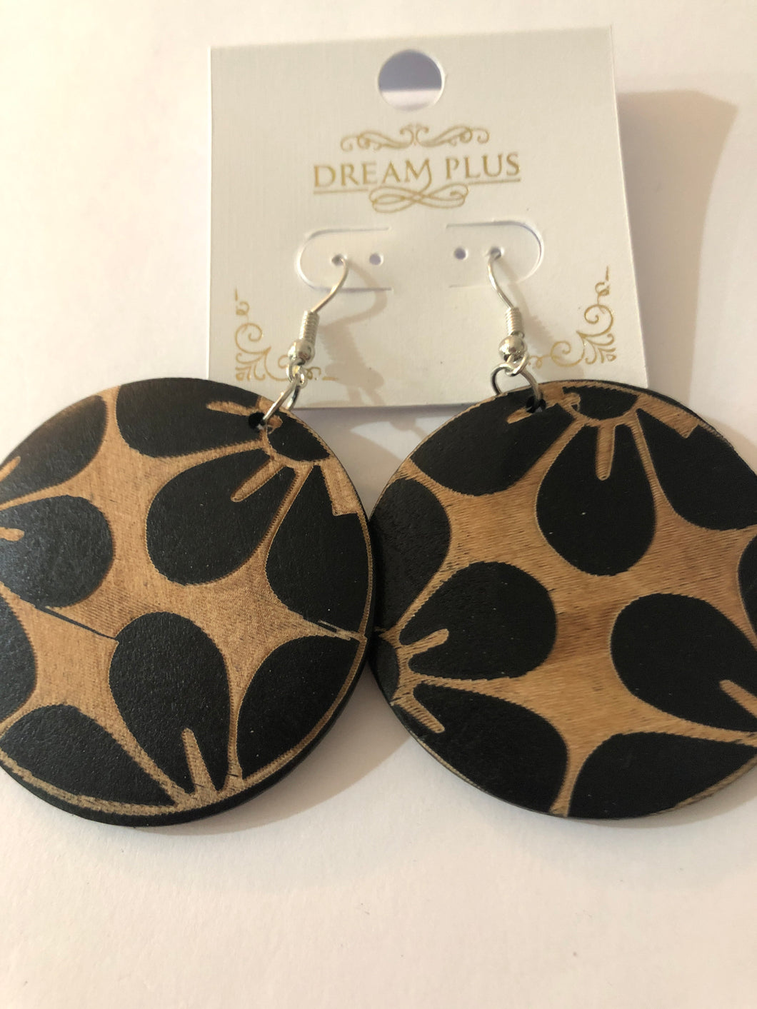 Earrings wooden floral black