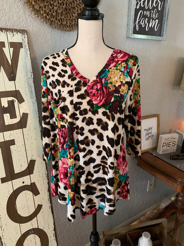 Top 3/4 sleeves slouchy pocket animal print/floral