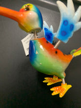 Load image into Gallery viewer, Bird bobble head magnet collar is off of the head