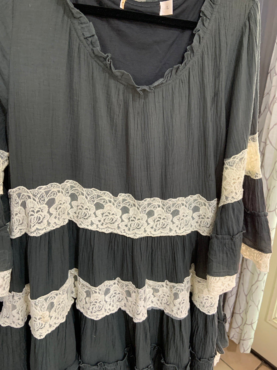 Gray line dress with lace