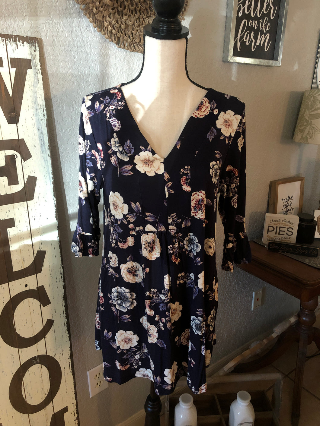 Top babydoll navy with floral