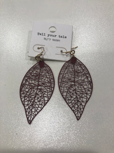 Earrings brownish red